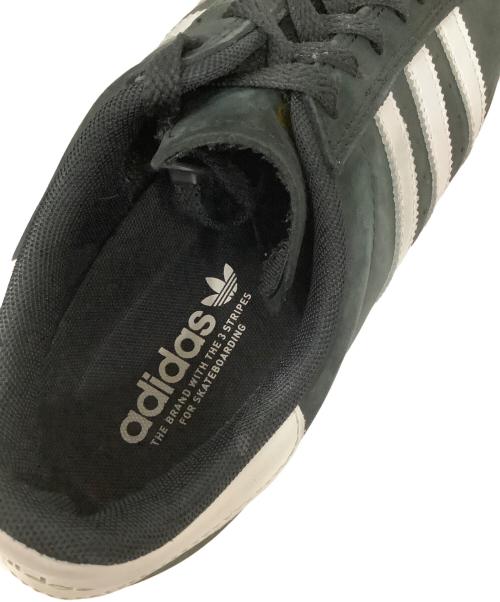 adidas（アディダス）adidas (アディダス) ローカットスニーカー ブラック サイズ:27の古着・服飾アイテム