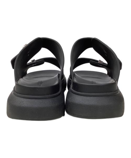 ALEXANDER McQUEEN（アレキサンダーマックイーン）ALEXANDER McQUEEN (アレキサンダーマックイーン) サンダル ブラック サイズ:43の古着・服飾アイテム