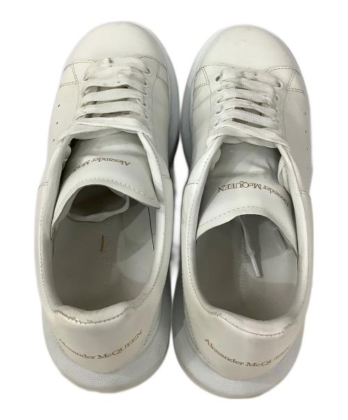 ALEXANDER McQUEEN（アレキサンダーマックイーン）ALEXANDER McQUEEN (アレキサンダーマックイーン) オーバーサイズド レザー スニーカー ホワイト サイズ:40の古着・服飾アイテム