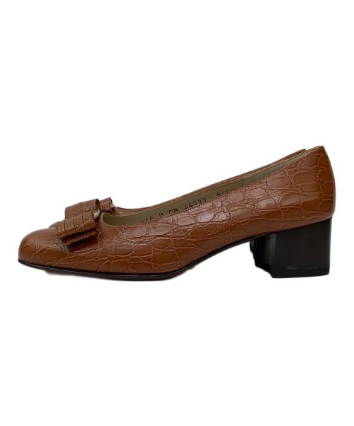 Salvatore Ferragamo（サルヴァトーレ フェラガモ）Salvatore Ferragamo (サルヴァトーレ フェラガモ) パンプス ブラウン サイズ:5の古着・服飾アイテム
