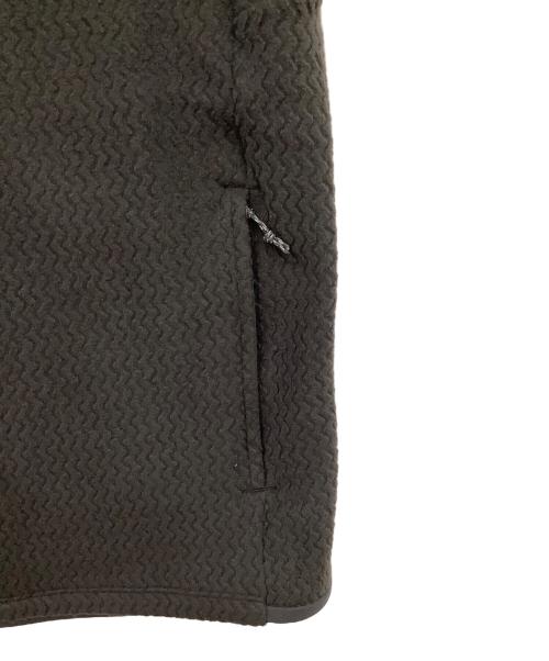 Patagonia（パタゴニア）Patagonia (パタゴニア) R1 AIR FULL ZIP HOODY ブラック サイズ:Sの古着・服飾アイテム