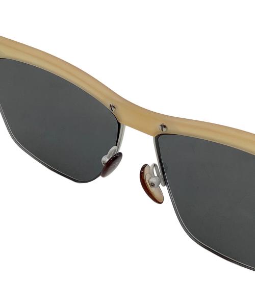 PRISM × TOGA（-）PRISM × TOGA (-) サングラス ベージュの古着・服飾アイテム