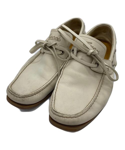 GUCCI（グッチ）GUCCI (グッチ) デッキシューズ ベージュ サイズ:SIZE 41 1/2の古着・服飾アイテム