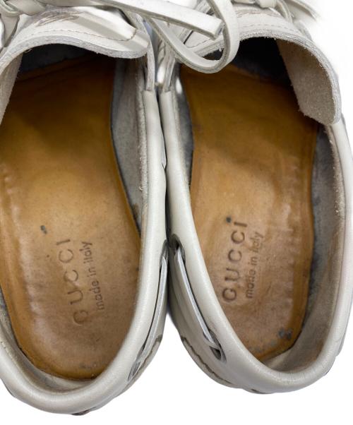 GUCCI（グッチ）GUCCI (グッチ) デッキシューズ ベージュ サイズ:SIZE 41 1/2の古着・服飾アイテム