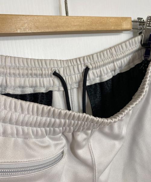 Needles（ニードルズ）Needles (ニードルズ) STUDIOUS (ステュディオス) トラックパンツ ライトグレー×パープル サイズ:Ｍの古着・服飾アイテム
