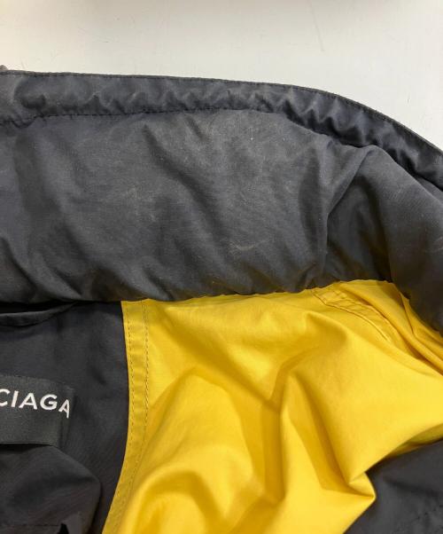 BALENCIAGA（バレンシアガ）BALENCIAGA (バレンシアガ) ダブルヘムウインドブレーカー イエロー×ネイビー サイズ:46の古着・服飾アイテム