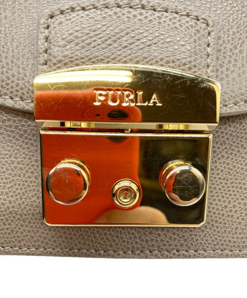 FURLA（フルラ）FURLA (フルラ) チェーンショルダーバッグ グレーの古着・服飾アイテム