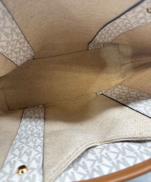 MICHAEL KORS（マイケル・コース）MICHAEL KORS (マイケルコース) ハンドバッグ ホワイト×ブラウンの古着・服飾アイテム