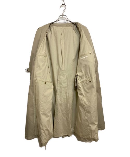 BLURHMS（ブラームス）BLURHMS (ブラームス) Gabardine Double Belt Trench Coat ベージュ サイズ:SIZE 2の古着・服飾アイテム