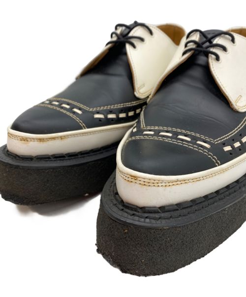 GEORGE COX（ジョージコックス）GEORGE COX (ジョージコックス) ラバーソールレザーシューズ ブラック×ホワイト サイズ:9の古着・服飾アイテム