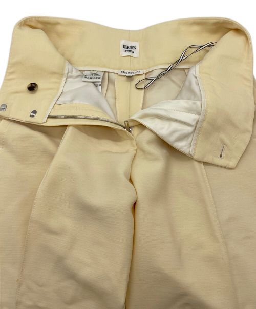 HERMES（エルメス）HERMES (エルメス) ローウエストタックパンツ ベージュ サイズ:34の古着・服飾アイテム