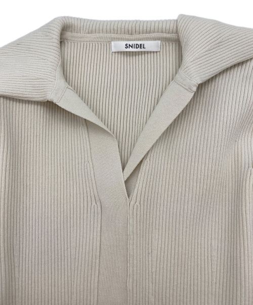Snidel（スナイデル）Snidel (スナイデル) ビッグカラーコンビリブニットワンピース アイボリー サイズ:SIZE ONEの古着・服飾アイテム