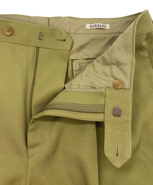AURALEE（オーラリー）AURALEE (オーラリー) LIGHT WOOL MAX GABARDINE SLACKS オリーブ サイズ:SIZE 5の古着・服飾アイテム