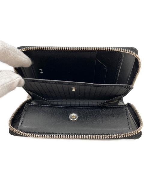 ITTI（イッチ）ITTI (イッチ) 2つ折り財布 ブラックの古着・服飾アイテム