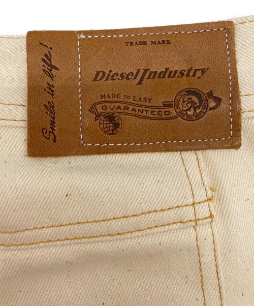 DIESEL（ディーゼル）DIESEL (ディーゼル) セルビッチデニムパンツ ベージュ サイズ:W27(68.5㎝)の古着・服飾アイテム