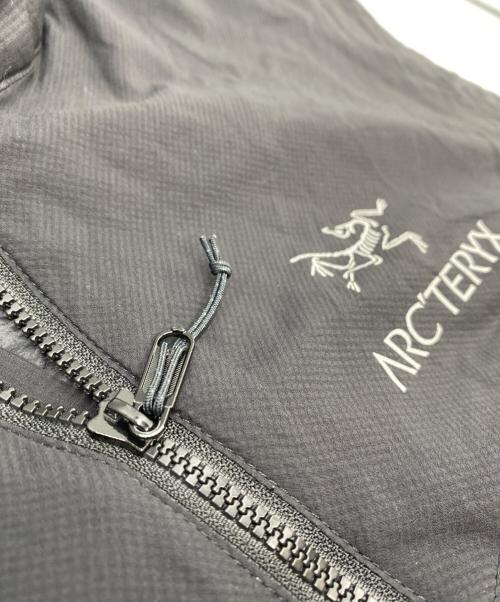 ARC'TERYX（アークテリクス）ARC'TERYX (アークテリクス) Atom SL Vest ブラック サイズ:Mの古着・服飾アイテム
