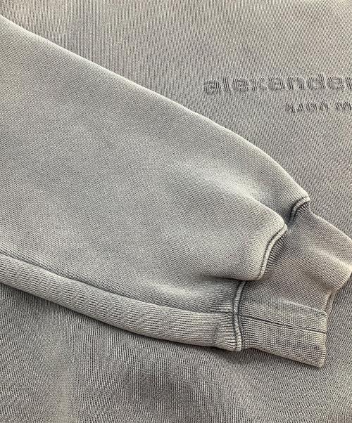 ALEXANDER WANG（アレキサンダー・ワン）ALEXANDER WANG (アレキサンダー・ワン) エンボスロゴ裏起毛スウェット グレー サイズ:SIZE L (175/92)の古着・服飾アイテム
