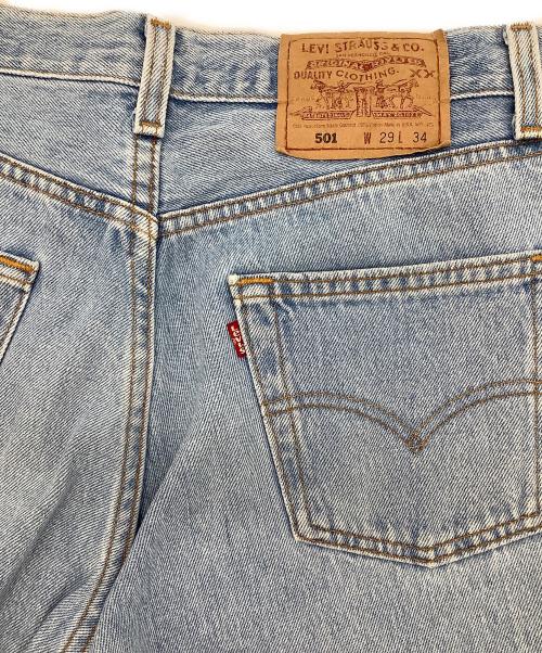 LEVI'S 501（リーバイス）LEVI'S 501 (リーバイス) 90's レギュラーストレートジーンズ ライトブルー サイズ:SIZE 73.5cm (W29)の古着・服飾アイテム