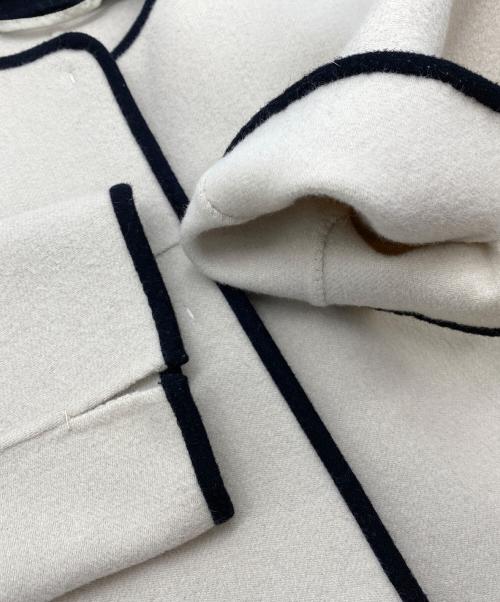 MaxMara（マックスマーラ）MaxMara (マックスマーラ) クチートアマーノノーカラーコート ベージュ×ブラックパイピング サイズ:SIZE 42 (L)の古着・服飾アイテム