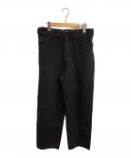 COMOLIコモリ）の古着「ベルテッドデニムパンツ」｜ブラック