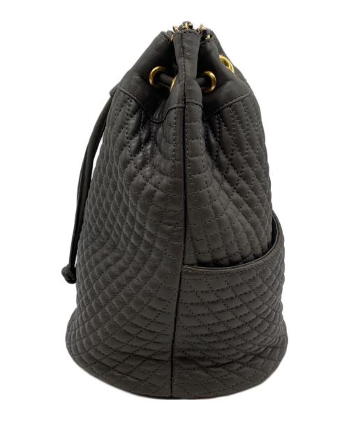 BALLY（バリー）BALLY (バリー) キルティング巾着ショルダーバッグ ダークグレーの古着・服飾アイテム