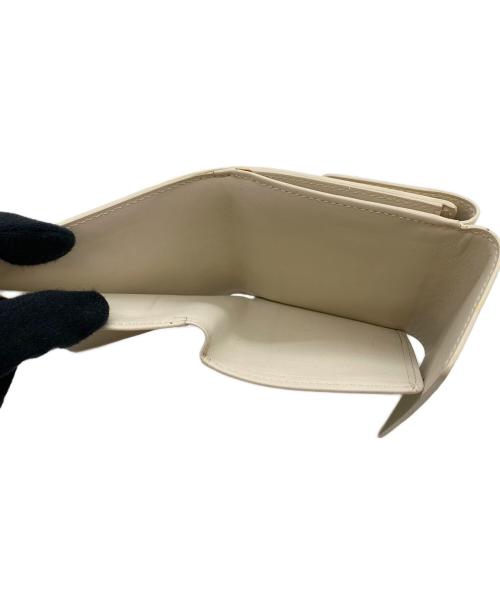 LOUIS VUITTON（ルイ ヴィトン）LOUIS VUITTON (ルイ ヴィトン) ポルト モネ・ビエ カルトクレディ ホワイトの古着・服飾アイテム