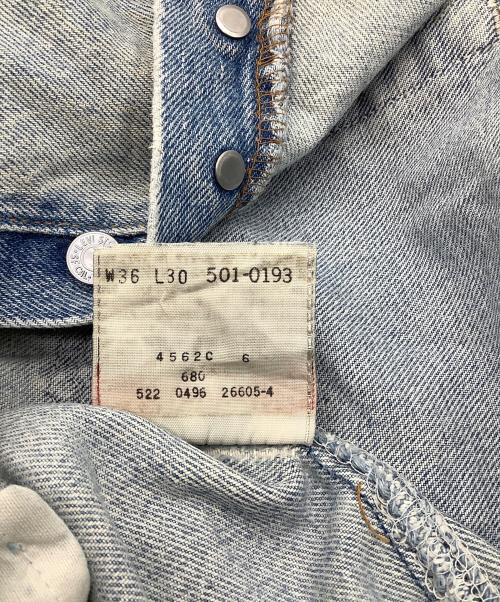 LEVI'S 501（リーバイス）LEVI'S 501 (リーバイス) 90's レギュラーストレートジーンズ ライトブルー サイズ:SIZE 91cm (W36)の古着・服飾アイテム