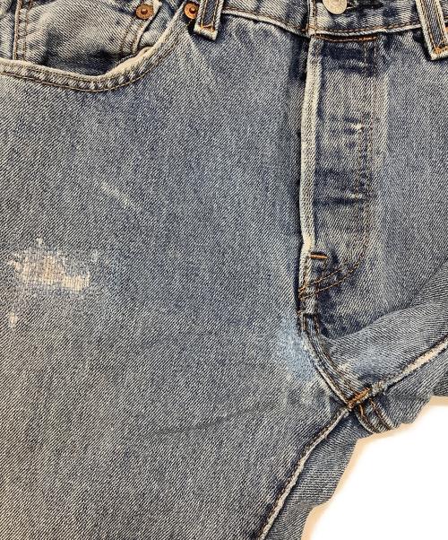 LEVI'S 501（リーバイス）LEVI'S 501 (リーバイス) レギュラーストレートジーンズ ブルー サイズ:SIZE 73.5cm (W29)の古着・服飾アイテム