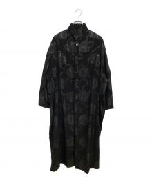 Y's（ワイズ）の古着「SPIKES／DOTS PRINT MANDARIN COLLAR COAT」｜ブラック