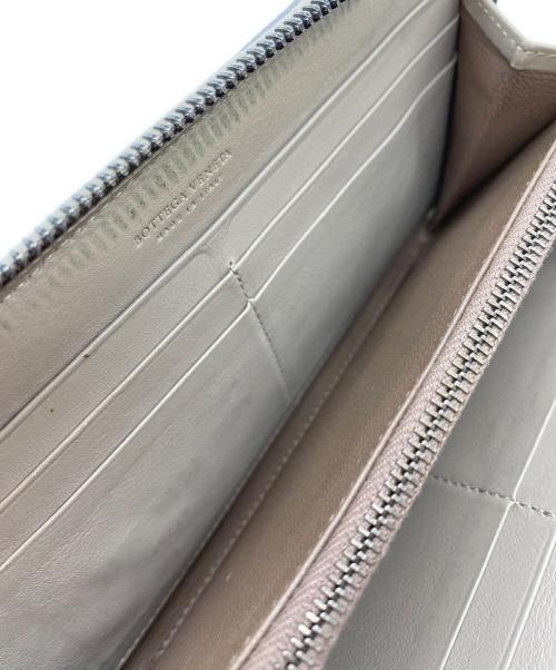 BOTTEGA VENETA（ボッテガベネタ）BOTTEGA VENETA (ボッテガベネタ) 長財布 ベージュの古着・服飾アイテム