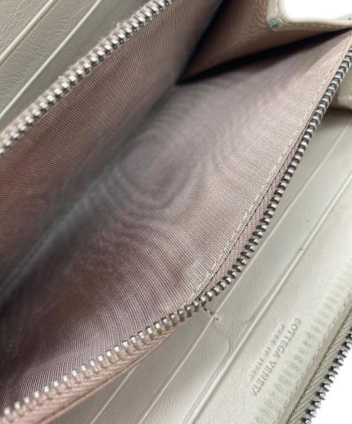 BOTTEGA VENETA（ボッテガベネタ）BOTTEGA VENETA (ボッテガベネタ) 長財布 ベージュの古着・服飾アイテム
