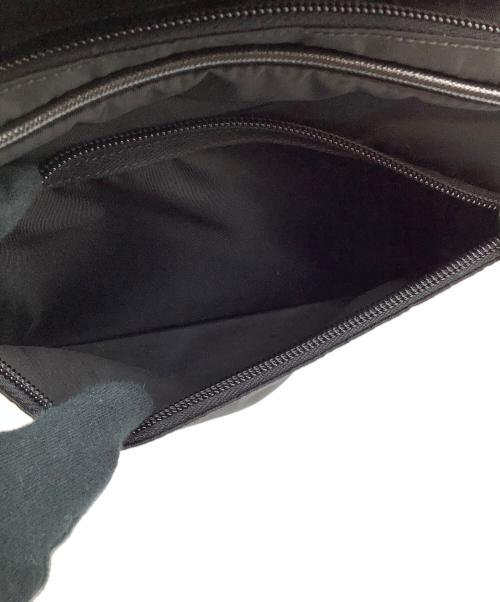 PRADA（プラダ）PRADA (プラダ) テスートナイロンショルダーバッグ ブラック（NERO)の古着・服飾アイテム