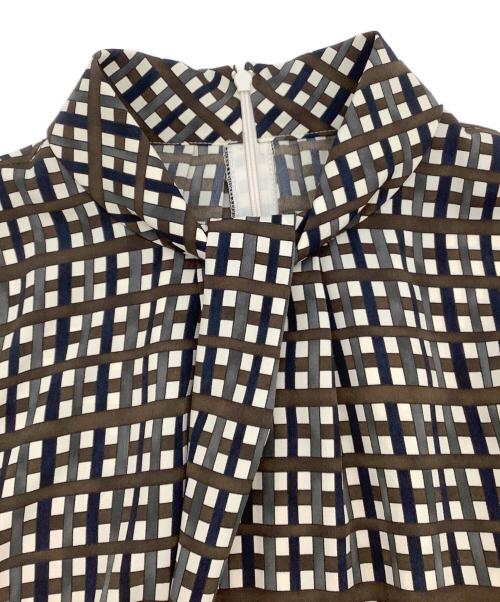 MACKINTOSH LONDON（マッキントッシュ ロンドン）MACKINTOSH LONDON (マッキントッシュ ロンドン) クラシカルチェックプリントワンピース オフホワイト サイズ:40 未使用品の古着・服飾アイテム