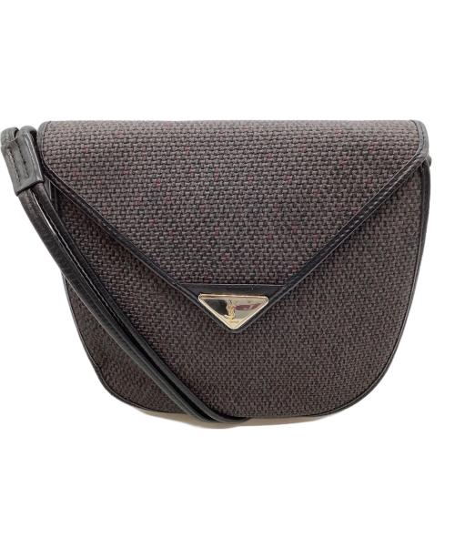 Yves Saint Laurent（イヴサンローラン）Yves Saint Laurent (イヴサンローラン) ショルダーバッグ ブラックの古着・服飾アイテム