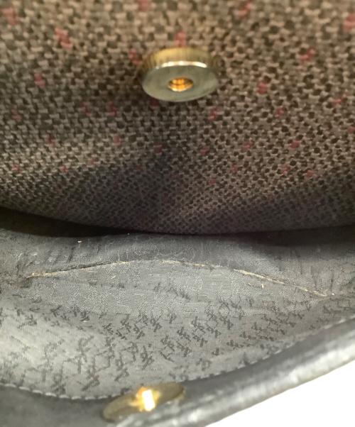 Yves Saint Laurent（イヴサンローラン）Yves Saint Laurent (イヴサンローラン) ショルダーバッグ ブラックの古着・服飾アイテム