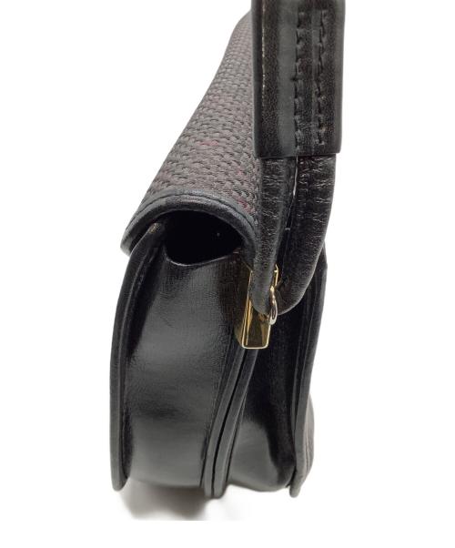 Yves Saint Laurent（イヴサンローラン）Yves Saint Laurent (イヴサンローラン) ショルダーバッグ ブラックの古着・服飾アイテム