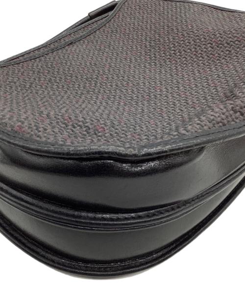 Yves Saint Laurent（イヴサンローラン）Yves Saint Laurent (イヴサンローラン) ショルダーバッグ ブラックの古着・服飾アイテム