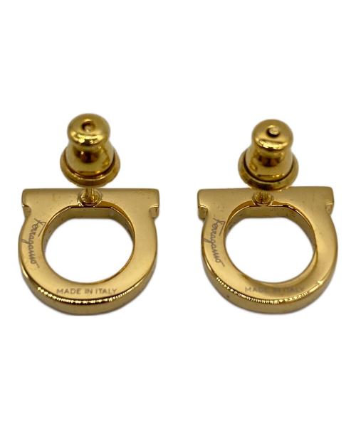 Salvatore Ferragamo（サルヴァトーレ フェラガモ）Salvatore Ferragamo (サルヴァトーレ フェラガモ) ガンチーニクリスタルピアス ゴールドの古着・服飾アイテム