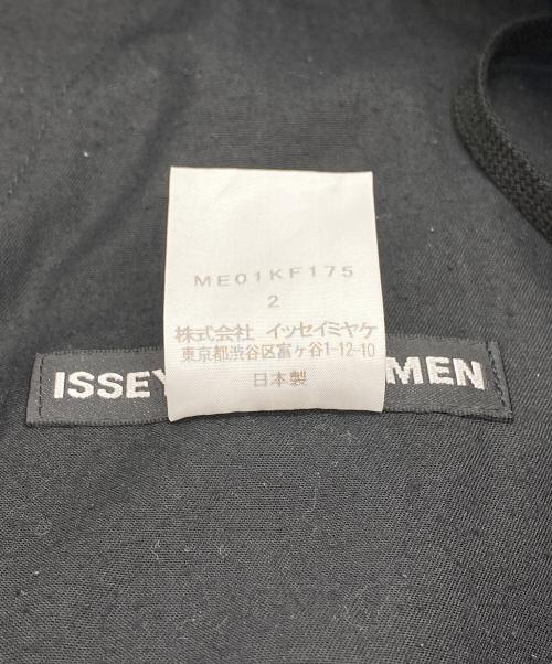 ISSEY MIYAKE MEN（イッセイミヤケメン）ISSEY MIYAKE MEN (イッセイミヤケメン) フロント切替イージーパンツ ブラック サイズ:SIZE 2 (M-L)の古着・服飾アイテム