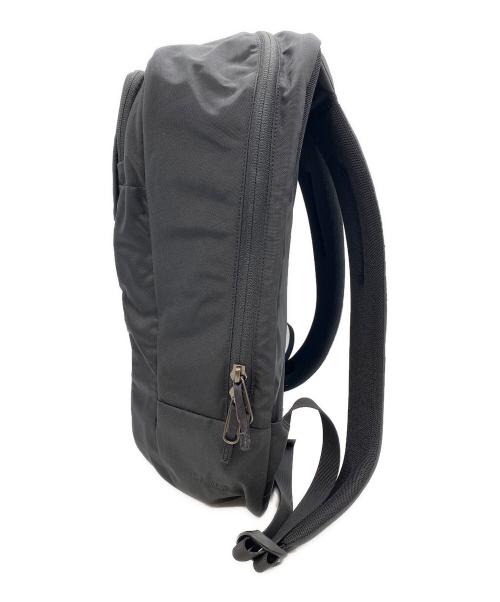 ARC'TERYX（アークテリクス）ARC'TERYX (アークテリクス) Cambie Backpack ブラックの古着・服飾アイテム