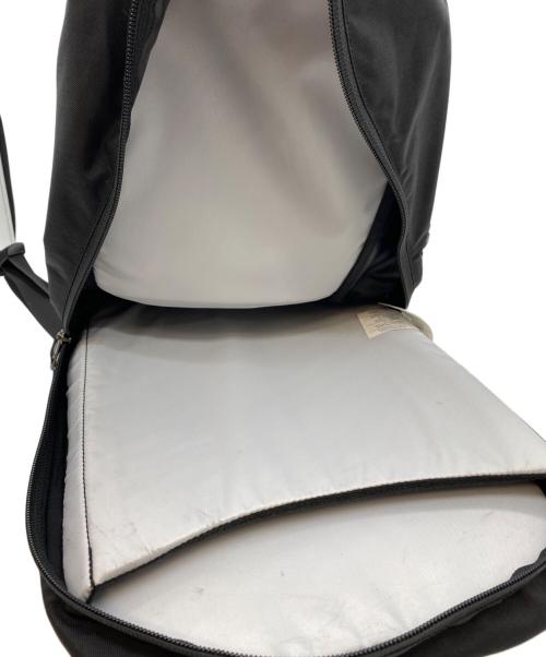 ARC'TERYX（アークテリクス）ARC'TERYX (アークテリクス) Cambie Backpack ブラックの古着・服飾アイテム