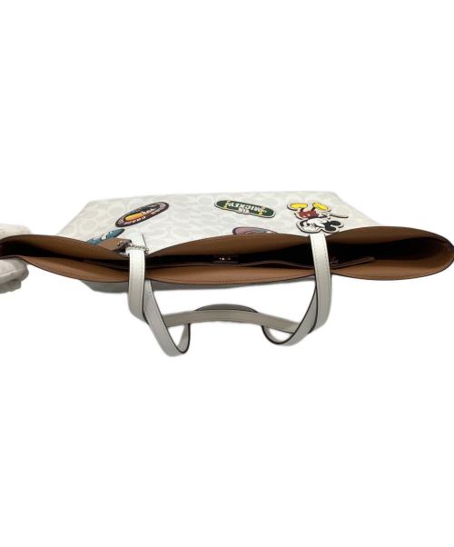 COACH（コーチ）COACH (コーチ) DISNEY (ディズニー) トートバッグ ホワイトの古着・服飾アイテム