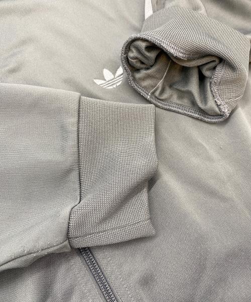 adidas Originals（アディダスオリジナル）adidas Originals (アディダスオリジナル) トラックジャケット (ジェンダーニュートラル) グレー サイズ:SIZE XLの古着・服飾アイテム
