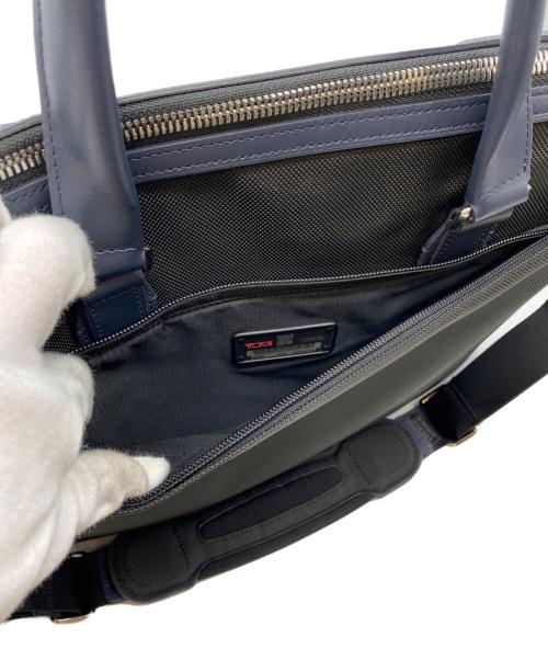 TUMI（トゥミ）TUMI (トゥミ) 2WAYブリーフケース ネイビーの古着・服飾アイテム