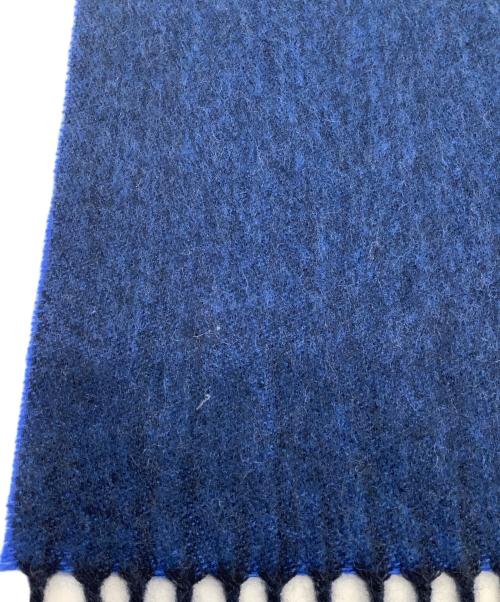 BARNEYS NEWYORK（バーニーズ・ニューヨーク）BARNEYS NEWYORK (バーニーズ・ニューヨーク) マフラー ブルーの古着・服飾アイテム