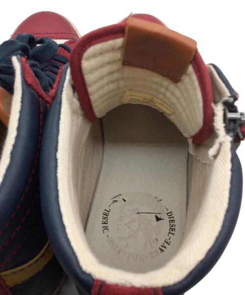 DIESEL（ディーゼル）DIESEL (ディーゼル) D-STRING HI レッド×ネイビー サイズ:28.5cmの古着・服飾アイテム