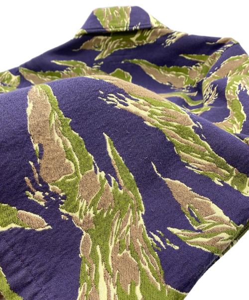 BEAMS PLUS（ビームスプラス）BEAMS PLUS (ビームスプラス) MIL SHT-JAC Tiger Stripe Jacquard タイガーストライプ サイズ:SIZE Sの古着・服飾アイテム