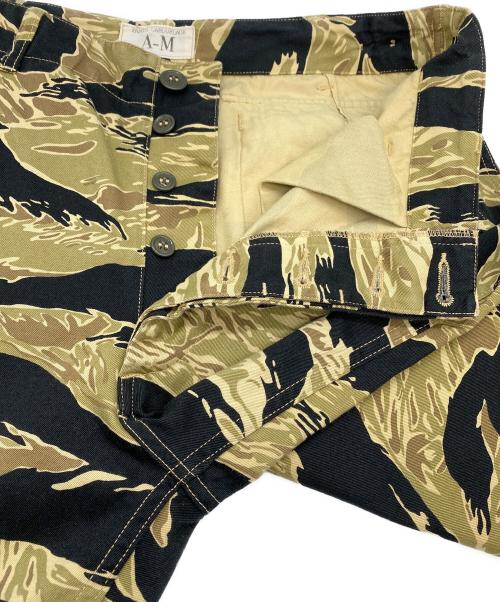BUZZ RICKSON'S（バズリクソンズ）BUZZ RICKSON'S (バズリクソンズ) GOLD TIGER PATTERNS PANTS ゴールドタイガーストライプ サイズ:SIZE Mの古着・服飾アイテム