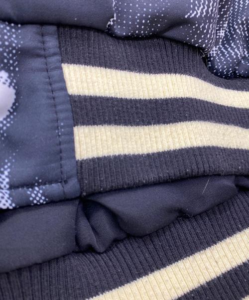 FUCKING AWESOME（ファッキンオーサム）FUCKING AWESOME (ファッキンオーサム) リバーシブル中綿ジャケット ブラック×ベージュ サイズ:SIZE Mの古着・服飾アイテム