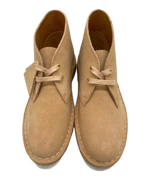 CLARKS ORIGINALS（クラークス オリジナルズ）CLARKS ORIGINALS (クラークス オリジナルズ) DESERT BOOT ベージュ サイズ:SIZE UK 4.5の古着・服飾アイテム